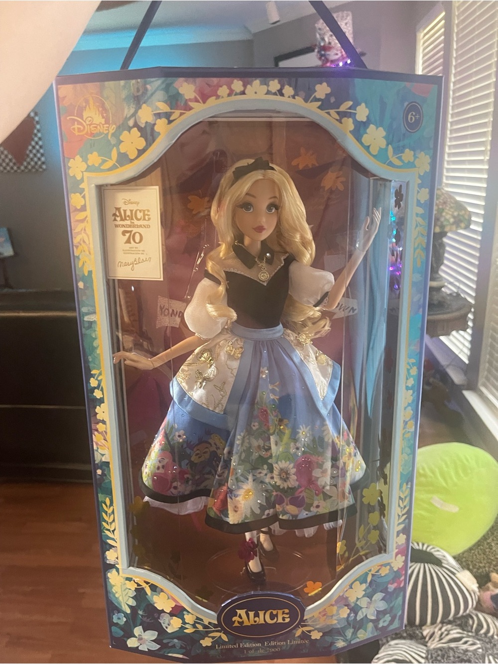 Disney Alice in Wonderland Collector Doll 70th Anniversary. Limited Edition.